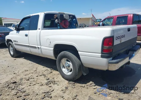 2001 Dodge Ram 1500 из США, поврежденный, VIN 3B7HC13Z91M266545